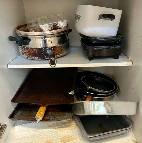Lot of Cooking Sheets, Pans and More (Located in Kitchen)