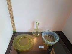 4 pc. Vaseline glass(located in living room)