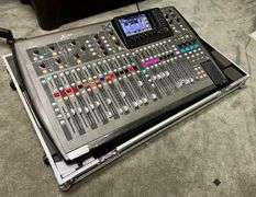 Behringer X32 Sound Mixer with Case (Has Some Issues but Works)