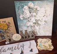 5 pc. Home decor(located in ds back bedroom)