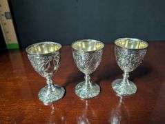 5 pc. Vintage cordial goblets and etched glass brandy snifters(located in dining room)