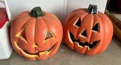 Coolers, Light-Up Pumpkins, Reusable Tote and Hot Dog Machine (Located Garage)