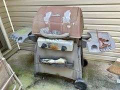 Char-Broil Grill (In Rough Shape) (Located in Back Yard)