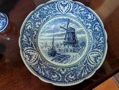 5 pc. Blue and white decor-Royal Sphinx Delfts Windmill plate, made in Holland and more, stand not i