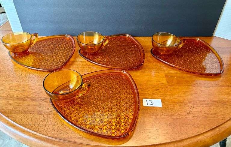 8pc Anchor Hocking Daisy and Button Amber Triangular Snack Set (Located in Kitchen)