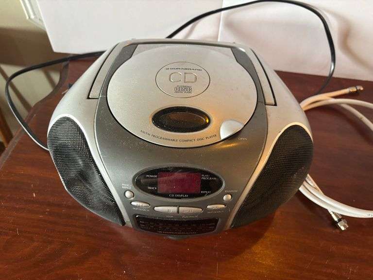 Direct TV Digital Satellite and Durabrand CD Player