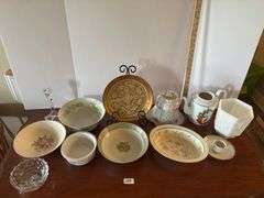 Bin of Misc Glassware, Stand not Included