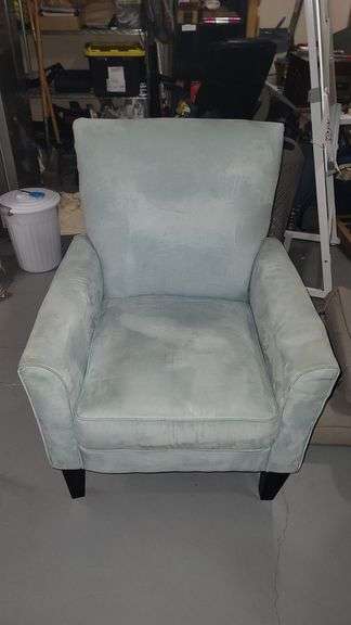 Blue accent chair, (matching chair sold in lot 15)