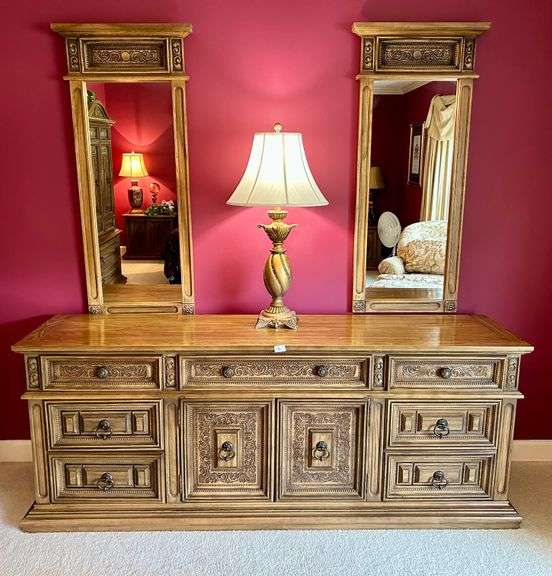 Stanley 9-Drawer Dresser with 2pc Mirrors 30 5/8”x78 3/4”x19 3/4” (Mirror 50 22 3/4”)