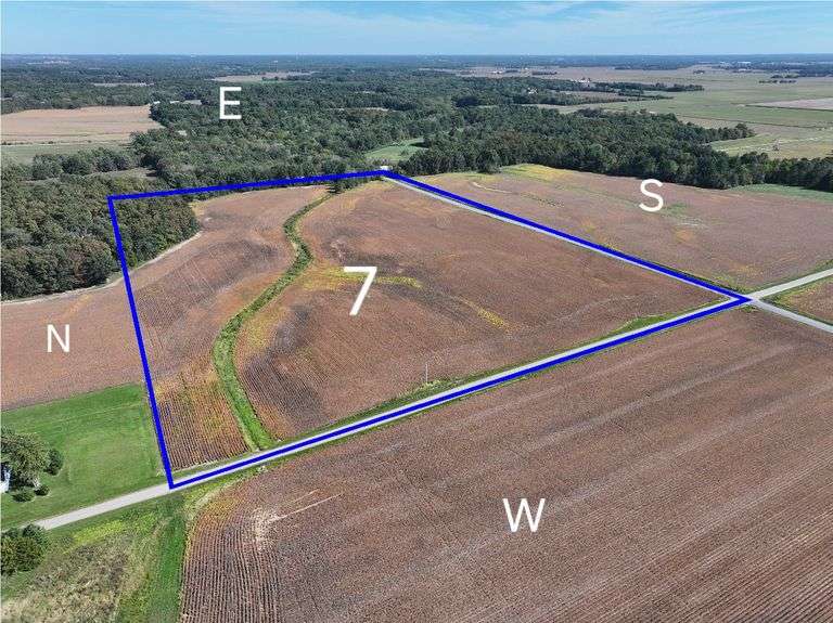 Tract 7 ● 26.33 + or – Acres, 22.34 + or – tillable acres, remainder wooded, located in Sec 14 Denver Township Richland County IL