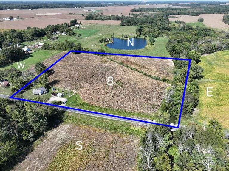 Tract 8 ● 10.27 + or – Acres, 8.84 + or – tillable acres, located in Sec 25 Pixley Township, Clay County, IL (no inspection on house, consider it a tear down).
