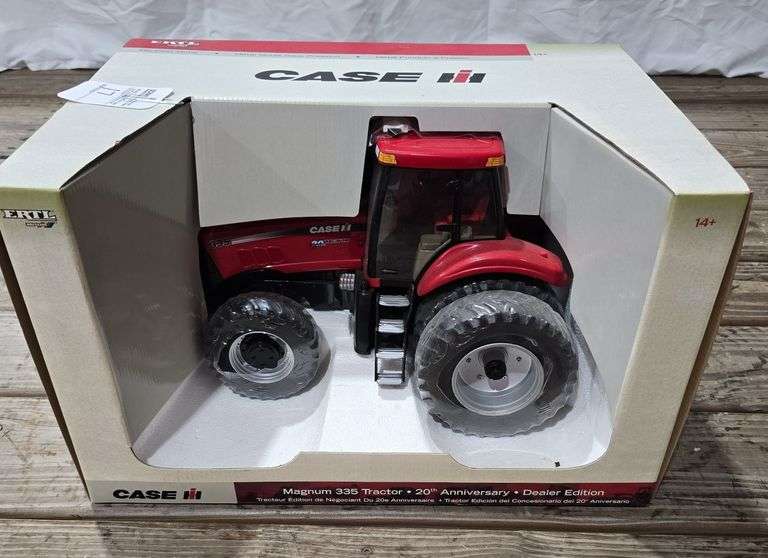 ERTL Case IH Magnum 335 tractor, 20th anniversary dealer edition, 1/16 scale die-cast metal replica.