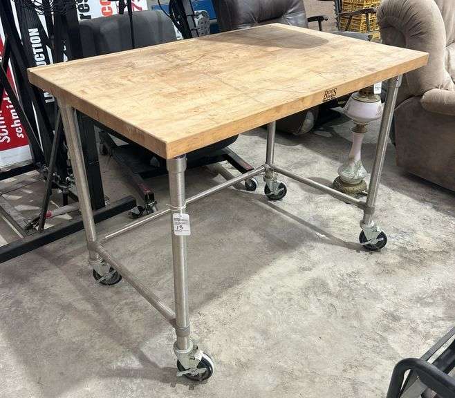 Boos Block table on wheels