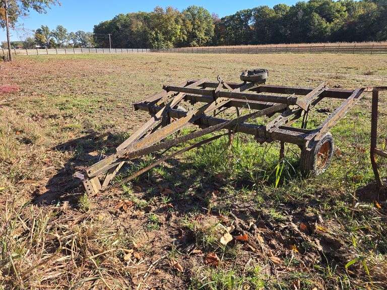 Pull type 6 shank chisel plow