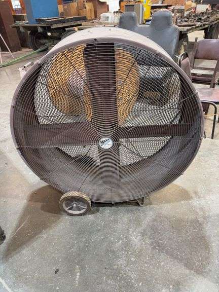 Large 42'' Maxx Air High Velocity Fan