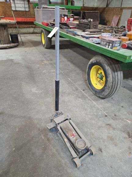 Pittsburgh 3 Ton Floor Jack