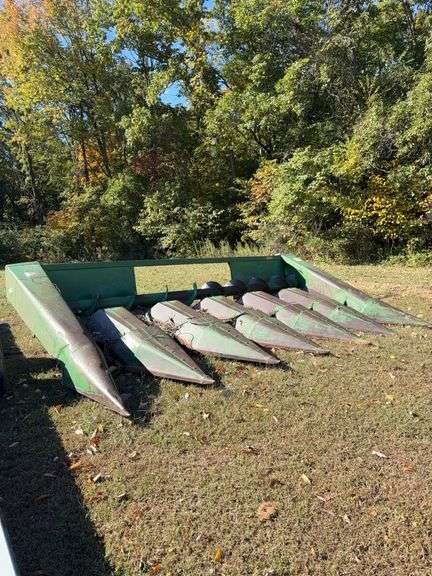 John Deere 642 Row crop Head