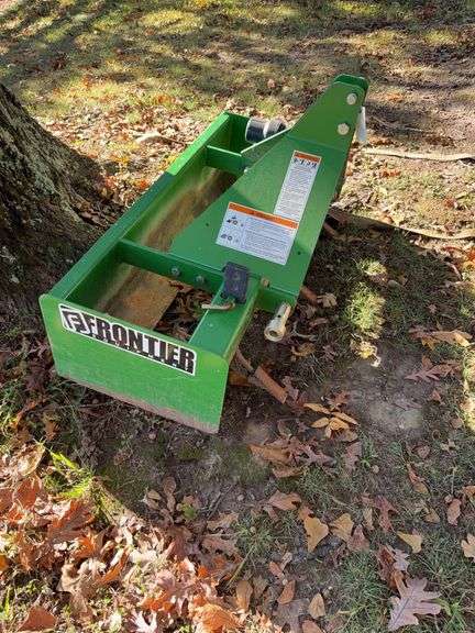 Frontier 3pt 4ft Box Blade, with ripper teeth, low use