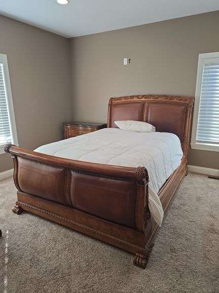Queen Bedroom set, sleigh bed frame, 2 small dressers 36"W x 19"D x 33"T with 3 drawers each