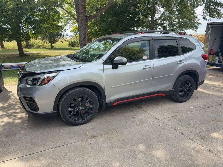 Doug Neller Online Only No Reserve Living Estate Auction 