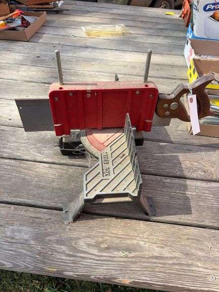 Craftsman Miter Box - Schmid Auction