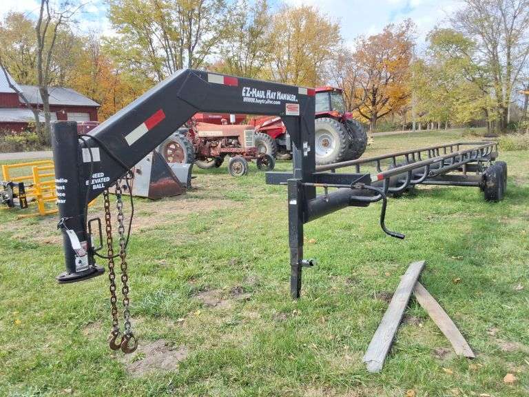 EZ-Haul Hay Handler round bale trailer, tandem axle, 30ft, with self-tipping