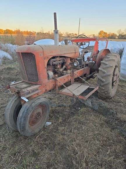 Allis-Chalmers WD narrow front end tractor, single hydraulic, 540PTO, gas, non-running, electric start