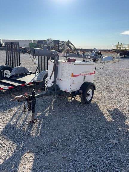 2012 Magnum Pro MLT3060 Light Plant with Diesel Engine and Onboard Generator 6332 Hours, Everything works as it should