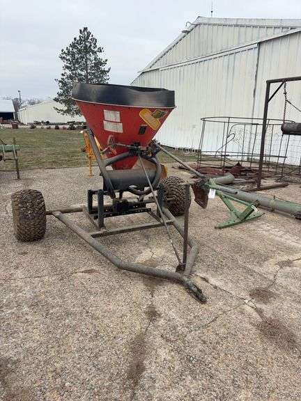 Befco 209 ground driven seeder, 2" ball