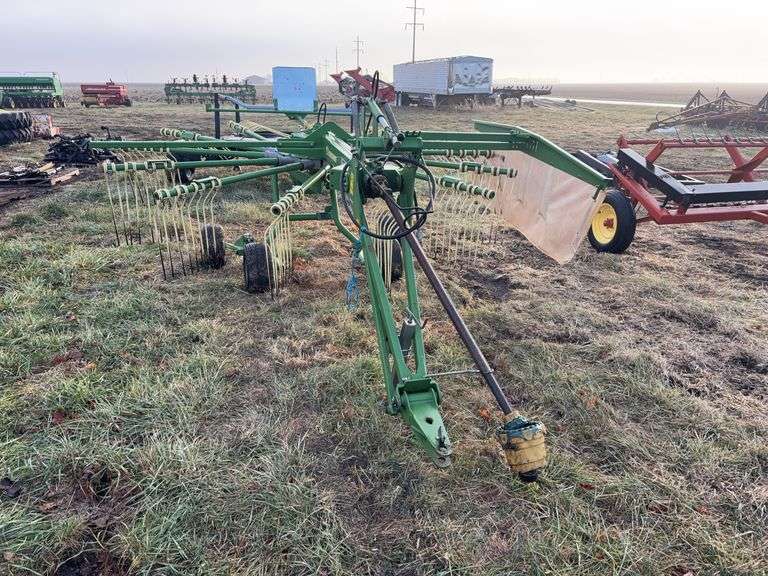 2012 Krone Swadro 42T windrower Hay Rake, 11ft raking width with adjustable windrow stop, low use, 540pto