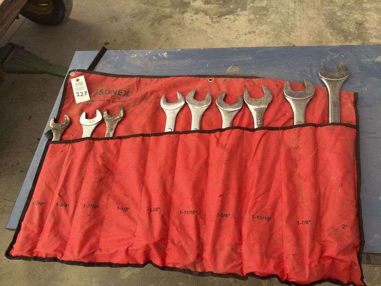 Buffalo large wrenches 1 is MIT brand, 1-5/16