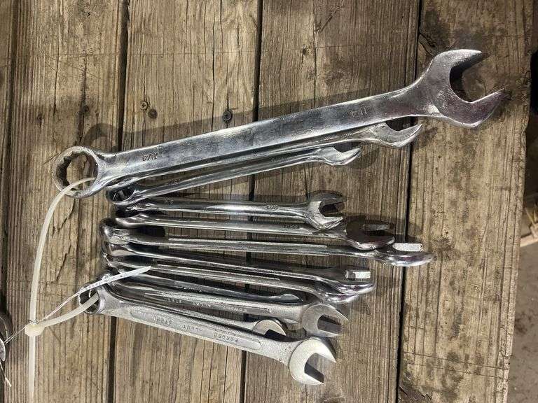 Large Metric Wrenches
