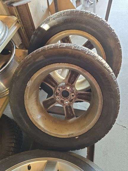 4 Arizonian 225/60R17 tires with rims - Schmid Auction
