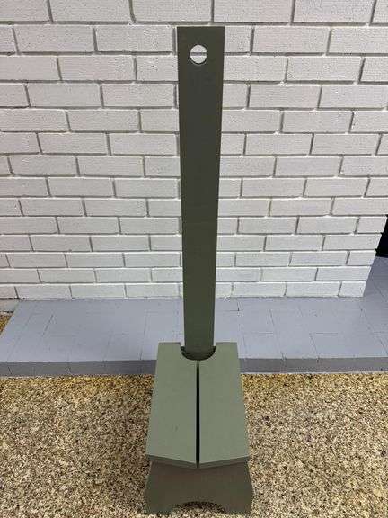 Handy Step Stool with Handle donated by Jim Wernsing