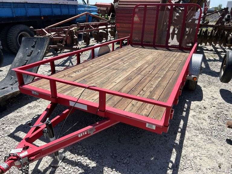 2015 PJ bumper hitch trailer, single axle, 14ft long x 7ft wide, new tires, new jack, VIN#3CVU81411F2533832