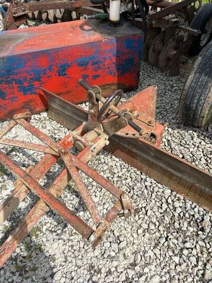 Allis-Chalmers  snap coupler blade