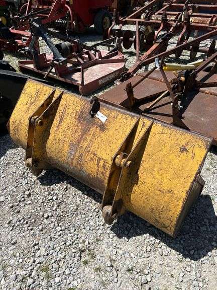 6ft loader bucket 6'x33"
