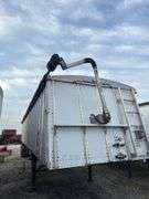 2017 Merritt 41ft Hopper Bottom semi-trailer, Ag Hoppers, auto roll tarp w/remote, good tires & brakes, 11R 24.5 aluminum rimes 96" wide 66" tall vin 1MT2P4222HH024525