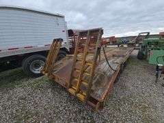 1985 tri-axel trailer 20' w/ramps used for hauling backhoe. VIN# 1S9FT9203FK061789