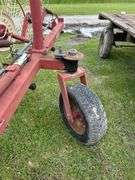 9 Wheel H&S Single Row Hay rake, Good Teeth, with less than 100 acres ...