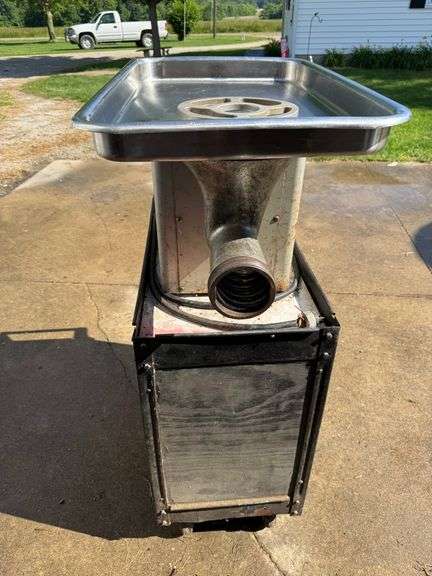 Toledo meat grinder/chopper Model 5223 s/n 858684 1hp electric