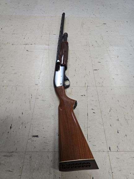 Remington Model 870 Ringmaster with case, 12 Gauge Pump, s/n- T703142V