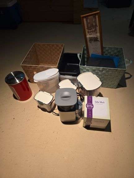 Storage containers, pans, baskets, sets and misc