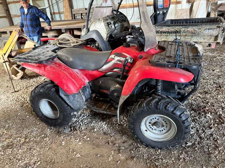 2001 Kawasaki Prairie 4wd four wheeler ATV 1,347 miles ran when parked 2 years ago newer tires vin JKAVF8A11B532481.