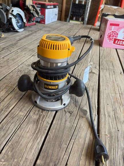 Dewalt 1 3/4'' Router