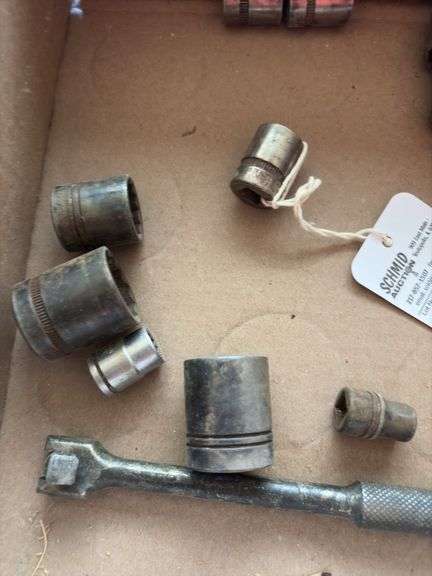3/8'' Sockets and Breaker Bar