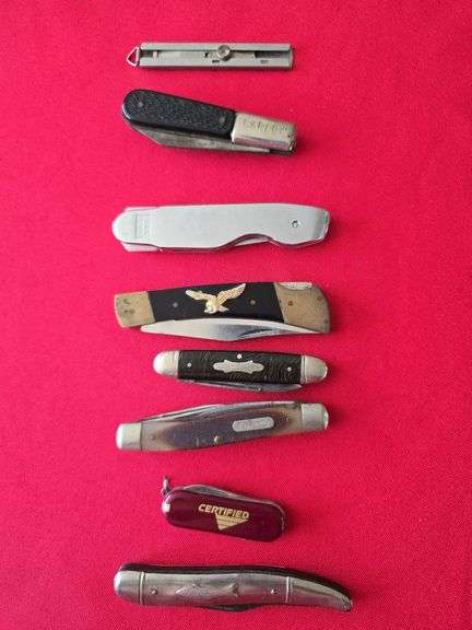 Folding knives