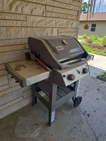 Weber Spirit II Grill, GS4 with propane tank