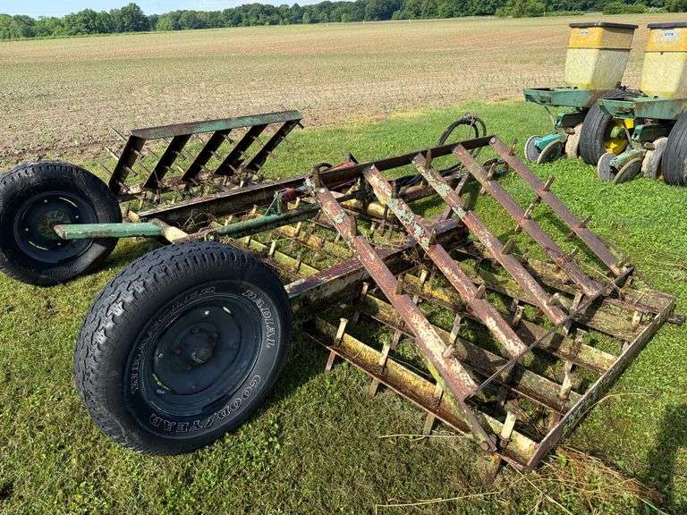 16' Harrigator hydraulic lift