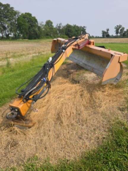 Hurricane 140R Hyd. Blade, Hyd. Tilt, 3 remotes, Good Tires, Rear Weight Box